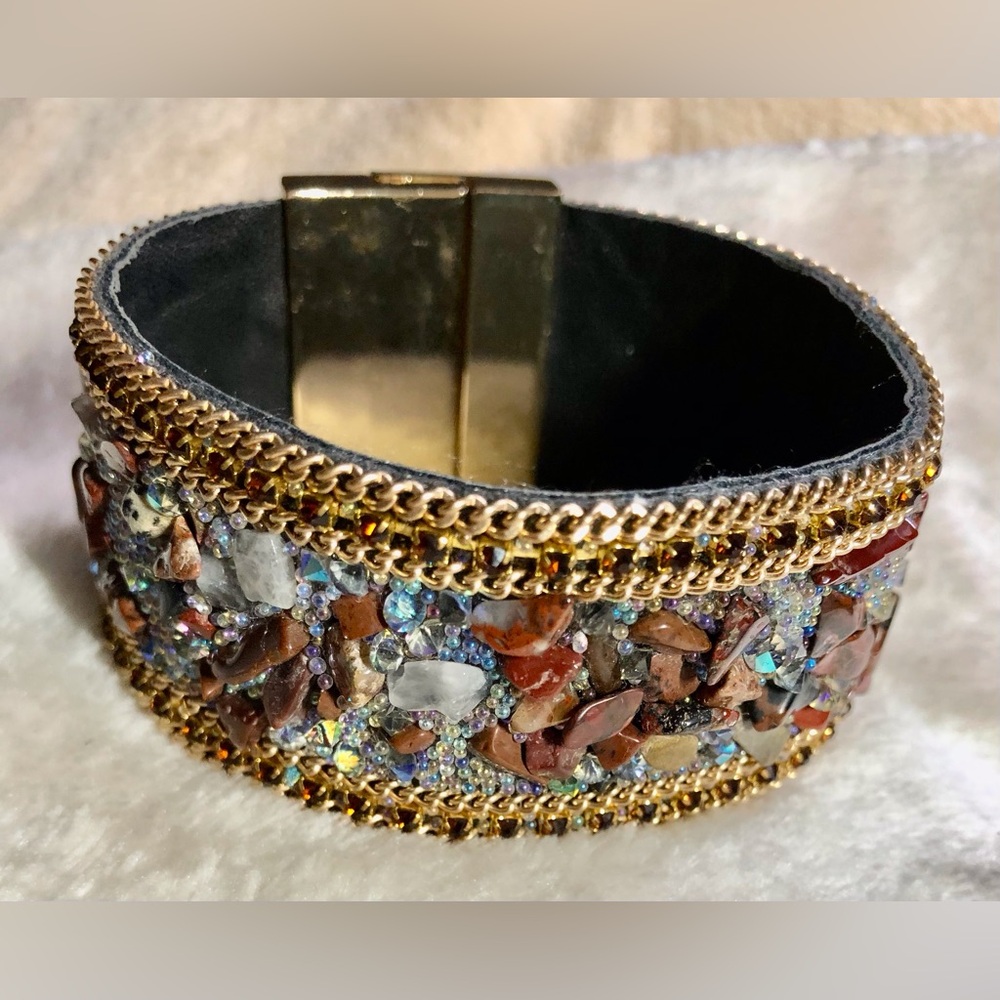 Gorgeous Artisan Gemstone & Leather Bracelet - Picture 11 of 11